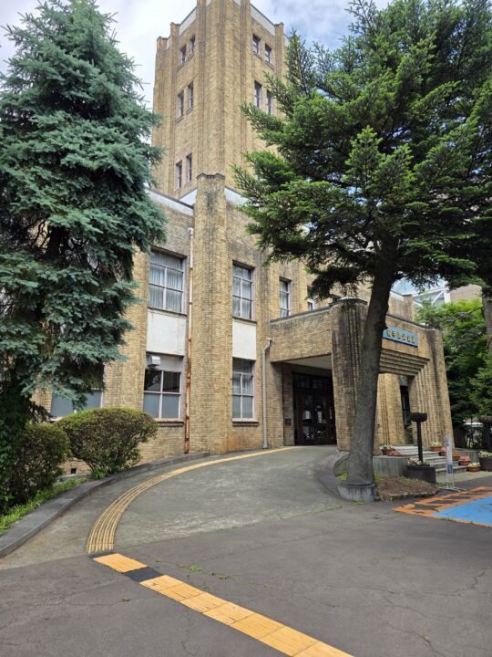 「盛岡レトロ×木にまつわる街歩き」　岩手公会堂